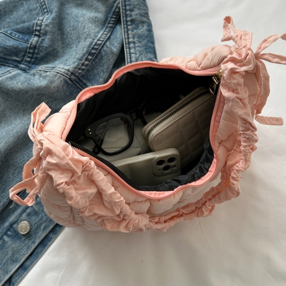 Bubble Bliss Ruched Bag - Blush Pink - Picture 10 of 10